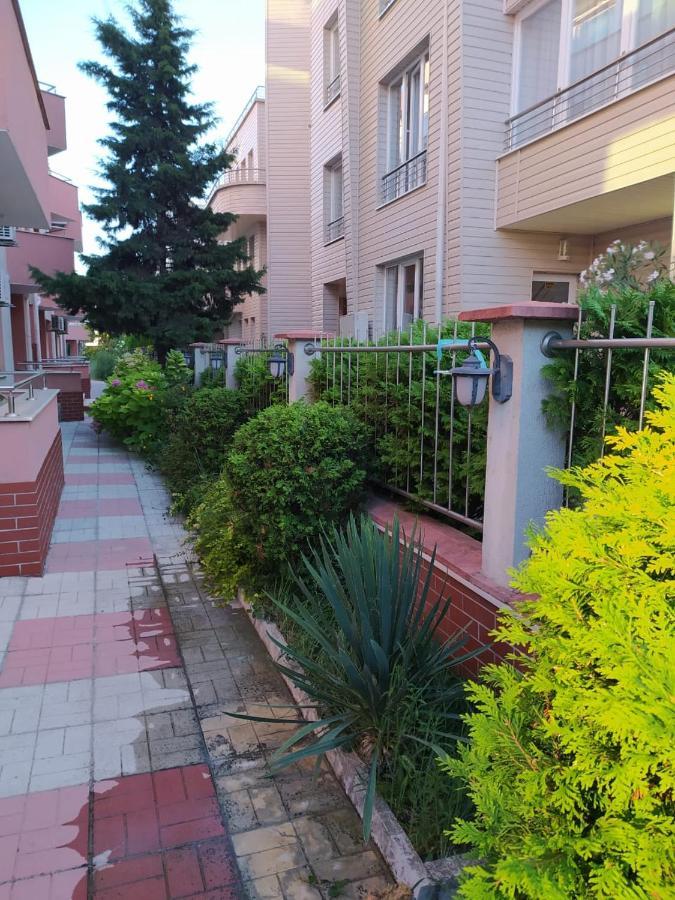 Apartment In Complex Tara Ravda Buitenkant foto